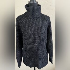 Women’s Black turtleneck Sweater